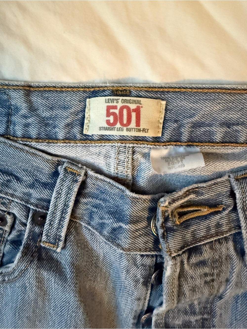 Vintage Levi's 501 Light Wash Button-Fly Jeans